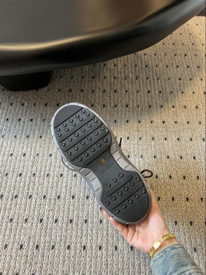 20251128164350382 320